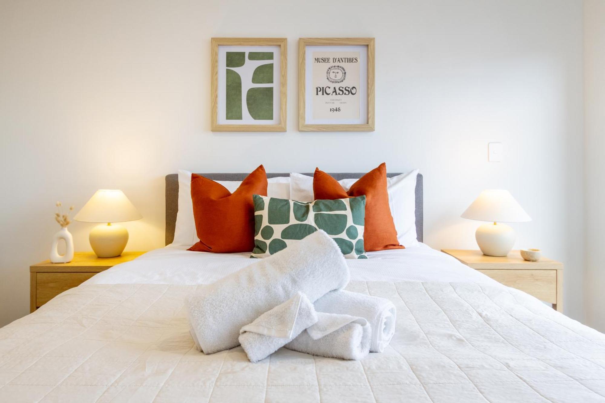 2 Bed, 2 Bath W Sofa Bed - Great Cafes Nearby Lejlighed Christchurch Eksteriør billede