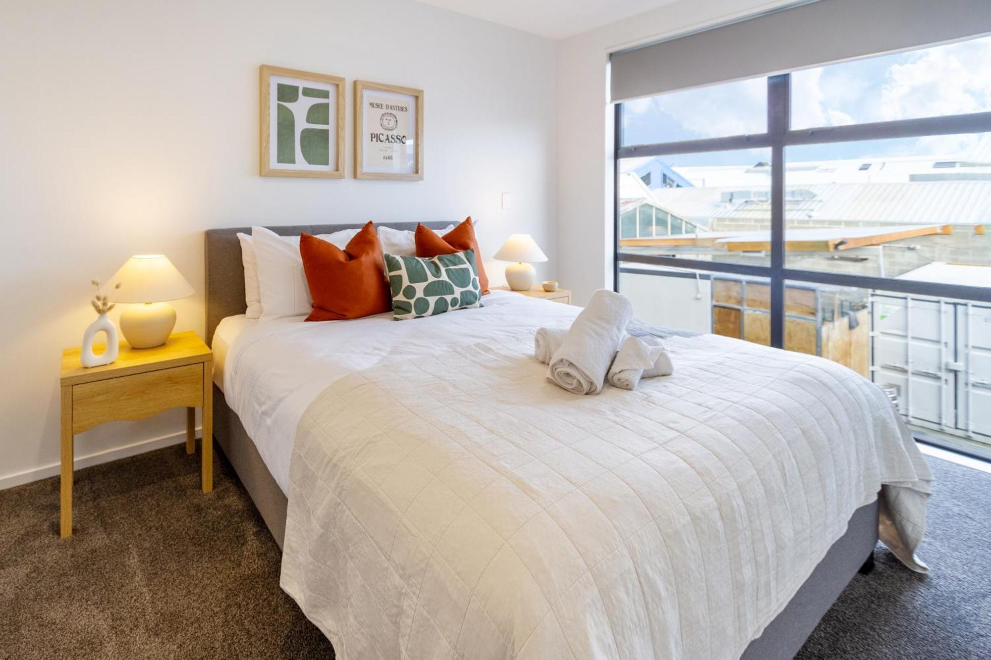 2 Bed, 2 Bath W Sofa Bed - Great Cafes Nearby Lejlighed Christchurch Eksteriør billede