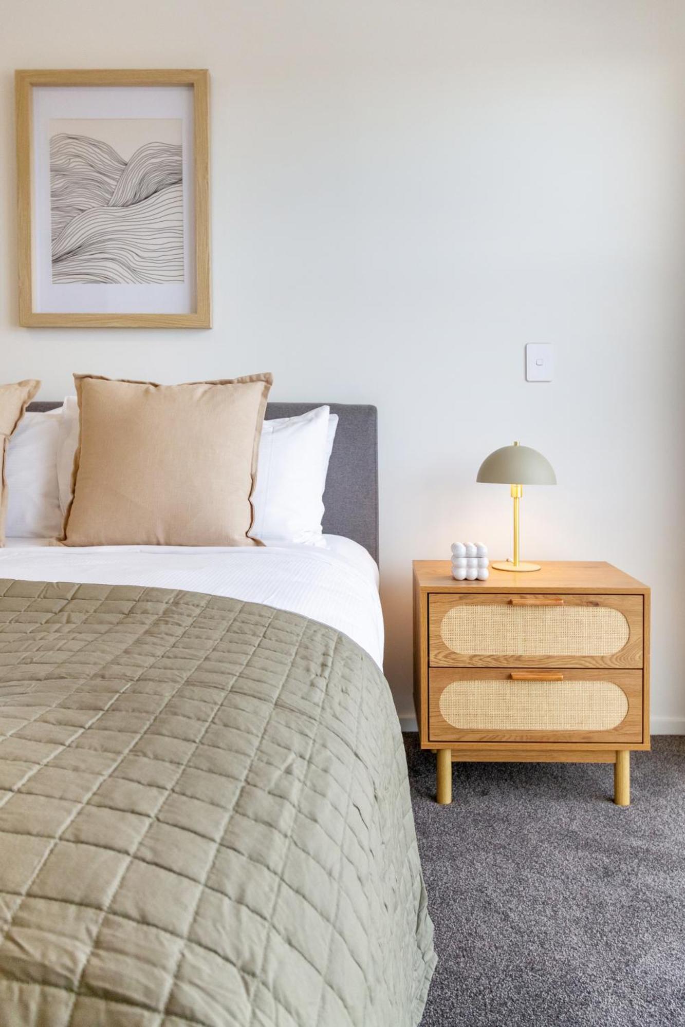 2 Bed, 2 Bath W Sofa Bed - Great Cafes Nearby Lejlighed Christchurch Eksteriør billede
